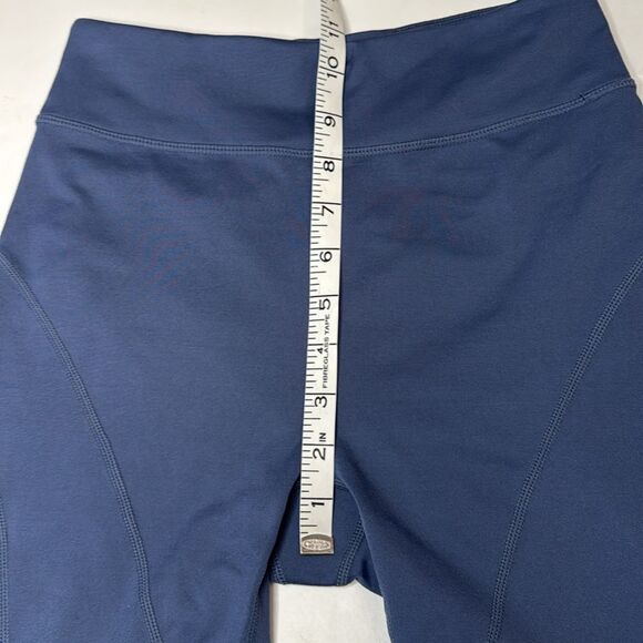 Free People Epic 9” Bike Shorts, size small - Picture 5 of 9